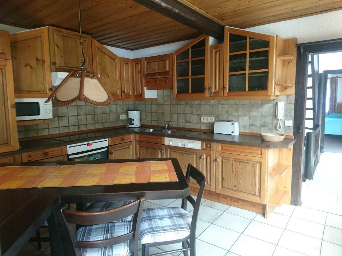 Fachwerkhaus In D 63667 Nidda Fuer 8 Bis 12 Personen Apartment Luaran gambar